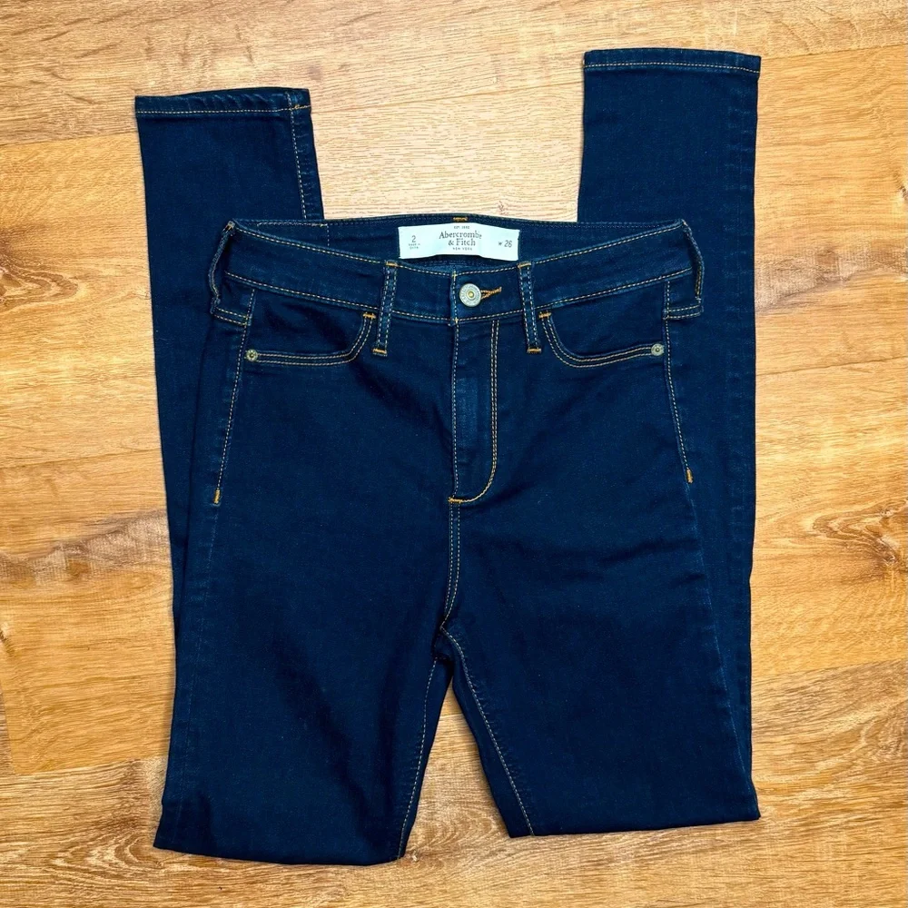 Abercrombie & Fitch High Rise Super Skinny Jeans Dark Wash Size 2 NWT Stretch
